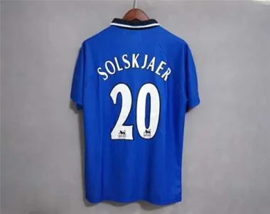 96-98 Manchester United third away blue