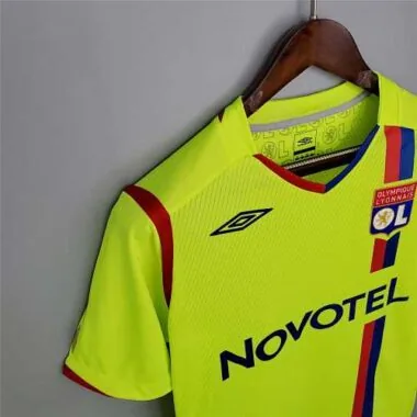 08-09 Lyon green third away with UCL and fonts