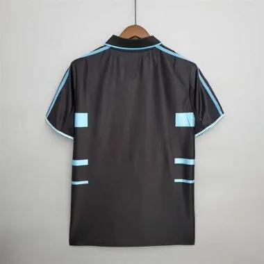 99-00 Marseille third away