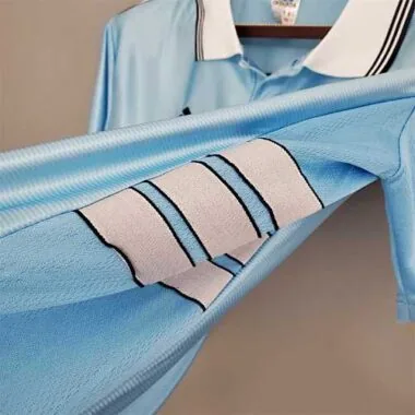 98-99 Marseille away