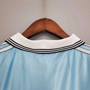 98-99 Marseille away