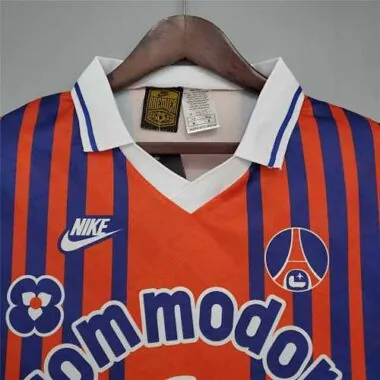 92-93 PSG home