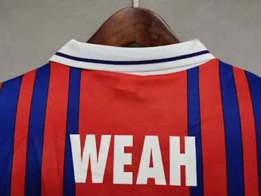 92-93 PSG home
