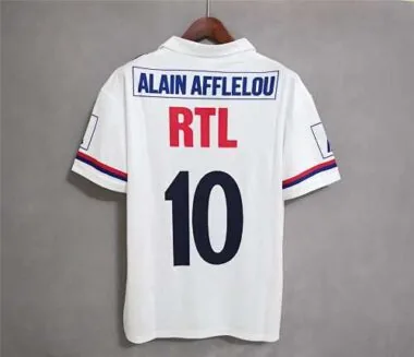 90-92 PSG home