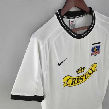 00-01 Colo-Colo home