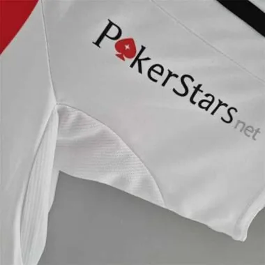 09-10 River Plate home