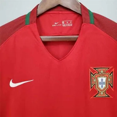 2016 Portugal home