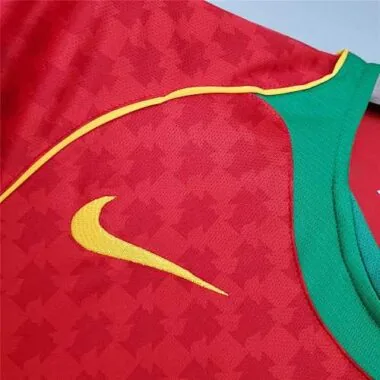 2004 Portugal home red