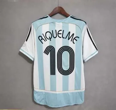 2006 Argentina home