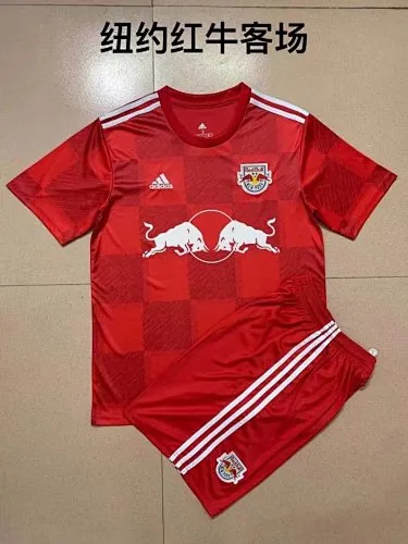 22-23 New York Red Bulls (à l'extérieur) 1684415456000