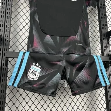 2026 Kids Argentina Goalkeeper Kit World Cup Cheap Football Jersey Wholesale Yupoo