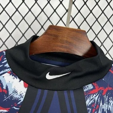 2026 England Goalkeeper Hollywood Long Sleeve Kit World Cup Cheap Football Jersey Wholesale Yupoo
