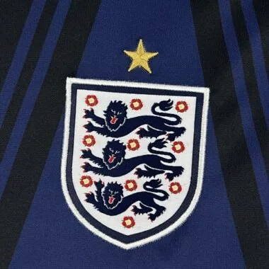 2026 England Goalkeeper Hollywood Long Sleeve Kit World Cup Cheap Football Jersey Wholesale Yupoo