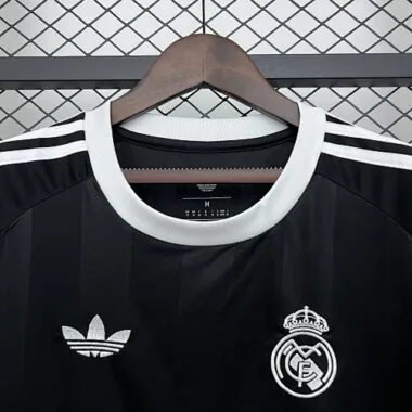 25-26 Real Madrid Black Goalkeeper Kit S-4XL Cheap Football Jersey Wholesale Yupoo