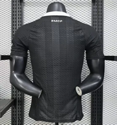 25-26 Player Real Madrid Black Goalkeeper Kit S-2XL Cheap Football Jersey Wholesale Yupoo
