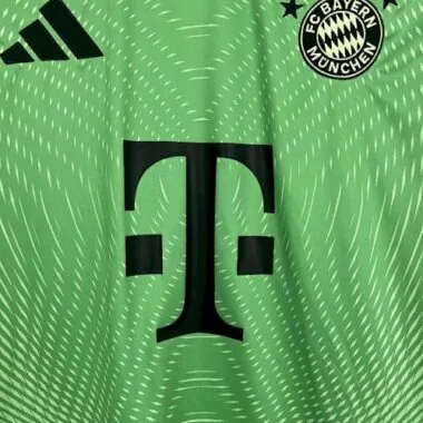 Maillot de gardien de but Bayern vert 25-26, tenue de football AAAAJersey, vente en gros Yupoo