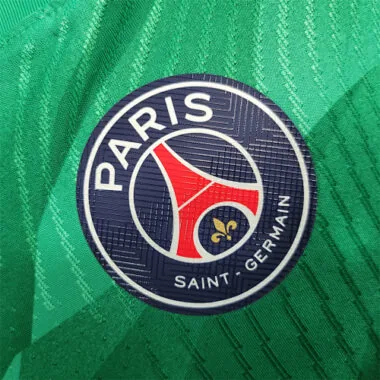23-24 PSG goalkeeper player version