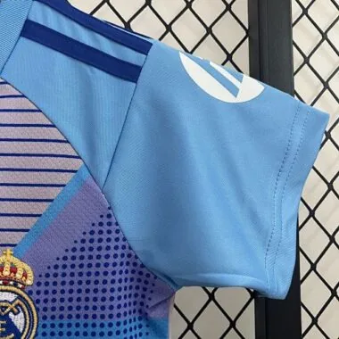 24-25 Real Madrid Goalkeeper Kid Kits Blue Youth Apparels