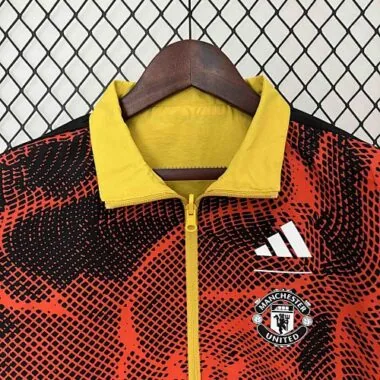 Windbreaker Manchester United sided style