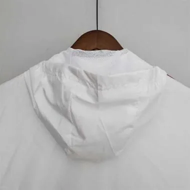 22-23 Manchester United white windbreaker