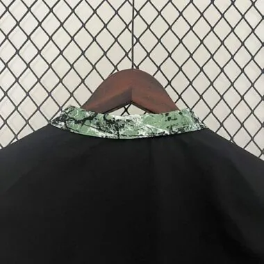 2024/25 Manchester United Green and Black Reversible Windbreaker Double-Sides Jacket