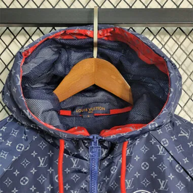 23-24 Windbreaker PSG Co branded LV