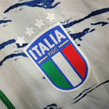 23-24 Windbreaker Italy