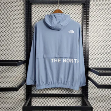Wind-proof clothing The North Face