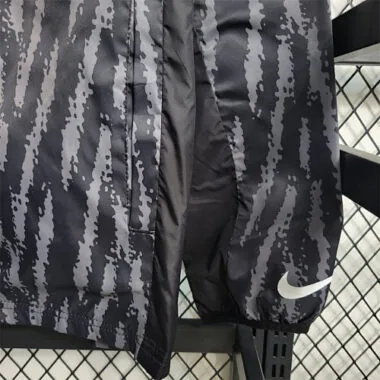 2023/24 Windbreaker Americas Black