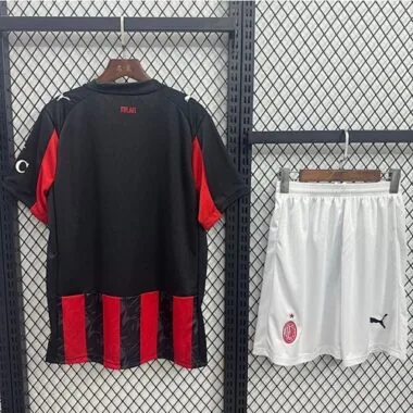 25-26 Divisa da casa dell'AC Milan per bambini - Maglie da calcio economiche all'ingrosso su Yupoo