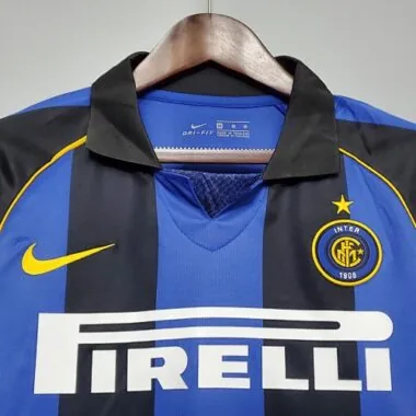01-02 Inter Milan home