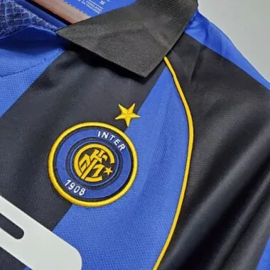 01-02 Inter Milan home