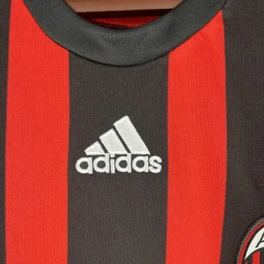 08-09 Retro AC Milan Home S-XXL