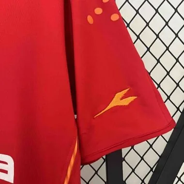 04-05 Roma Home Retro Kit Football Apparel
