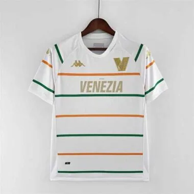 22-23: Partido fuera de casa contra el Venezia