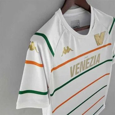22-23 Venezia away