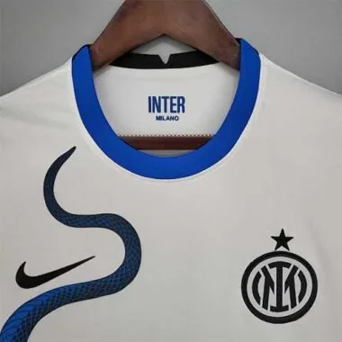 21-22 Inter Milan away