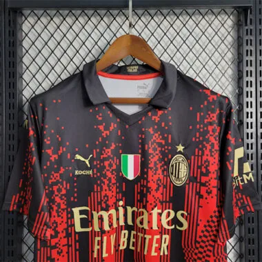 22-23 AC Milan fourth away