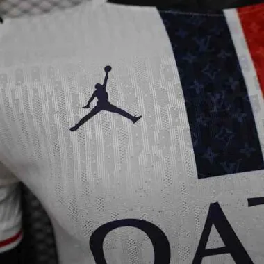26-27 Player PSG Special Edition Kit Cheap Football Jersey Wholesale Yupoo