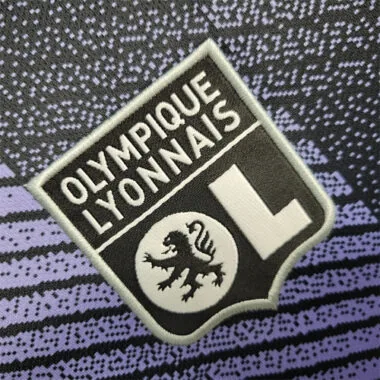 22-23 Lyon third away