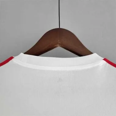 22-23 Lyon home