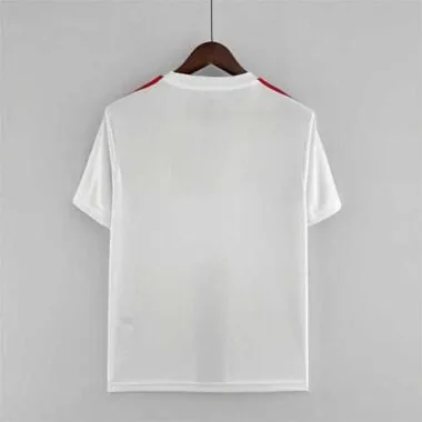 22-23 Lyon home
