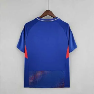 21-22 Lyon fourth away