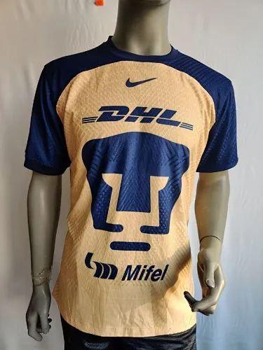 22-23 Pumas home player version