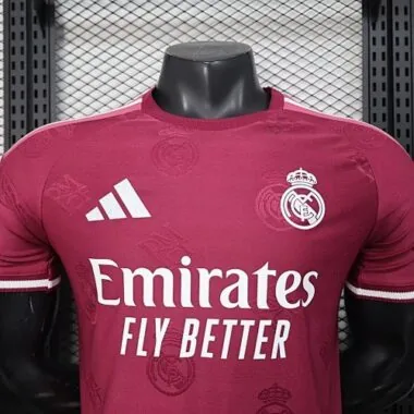 25-26 Player Real Madrid Special Edition Kit S-3XL Cheap Football Jersey Wholesale Yupoo