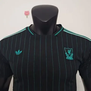 25-26 Spelers Liverpool Terrace Icons Special Edition-tenue Goedkoop voetbalshirt Groothandel Yupoo