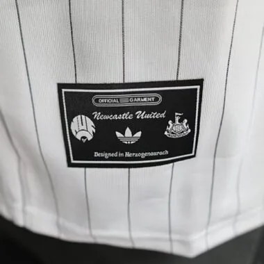 25-26 Player Newcastle United Terrace Icons Special Edition Kit Cheap Football Wholesale Yupoo