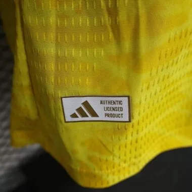 2026 Player Colombia Home Long Sleeve Kit World Cup S-3XL Cheap Football Jersey Wholesale Yupoo