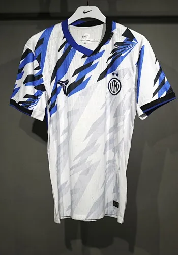 25-26 Players Inter Milan Black Mamba Special Edition Kit Cheap Football Jersey Wholesale Yupoo