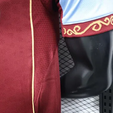 25-26 Player Aston Villa Home Kit Cheap Football Jersey Wholesale Yupoo